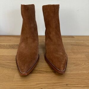 Sam Edelman suede cowboy style boot size 9
